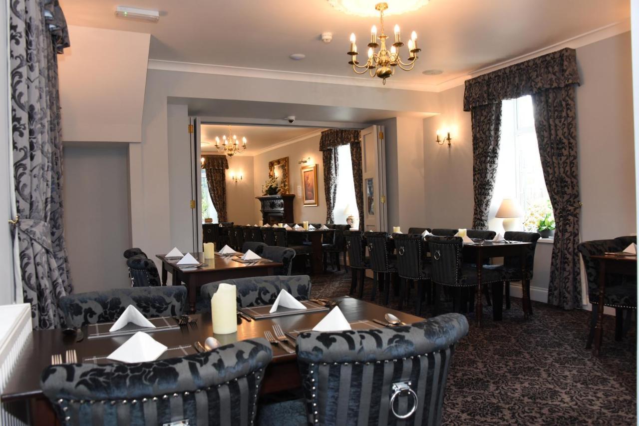 The Llanelwedd Arms Hotel Білт-Веллс Екстер'єр фото