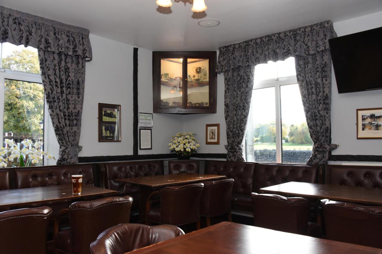 The Llanelwedd Arms Hotel Білт-Веллс Екстер'єр фото