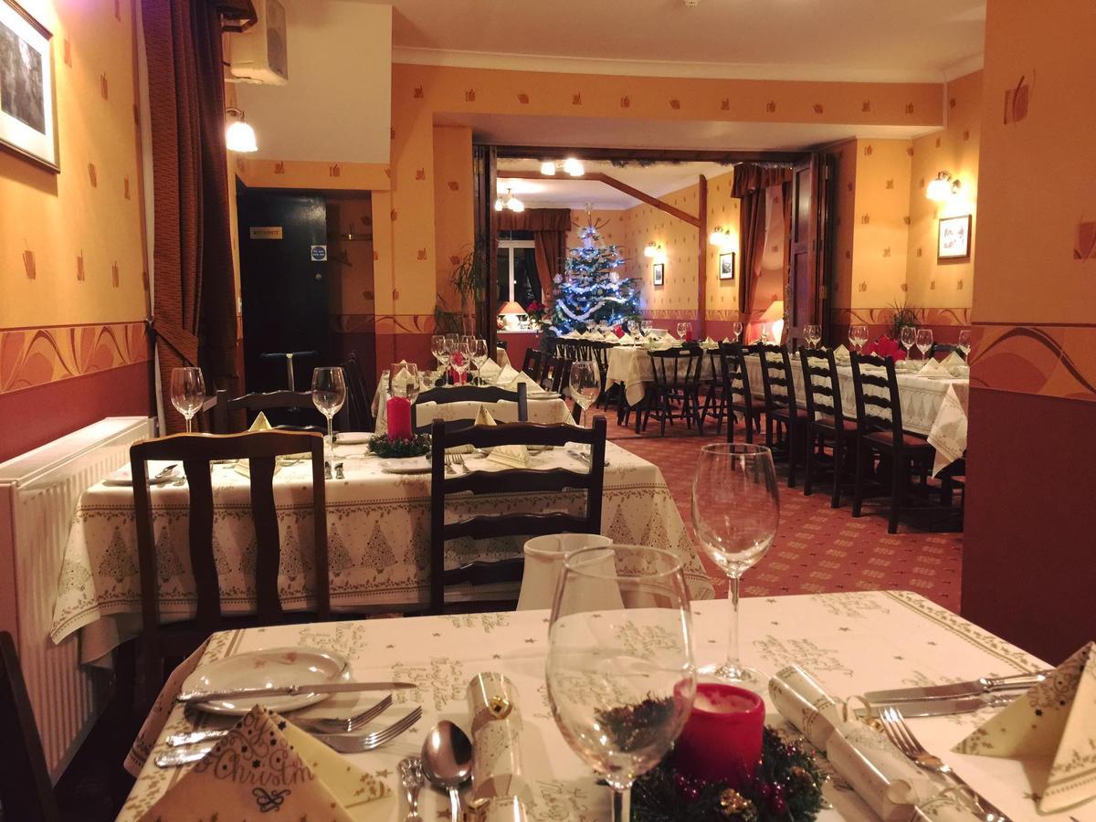 The Llanelwedd Arms Hotel Білт-Веллс Екстер'єр фото